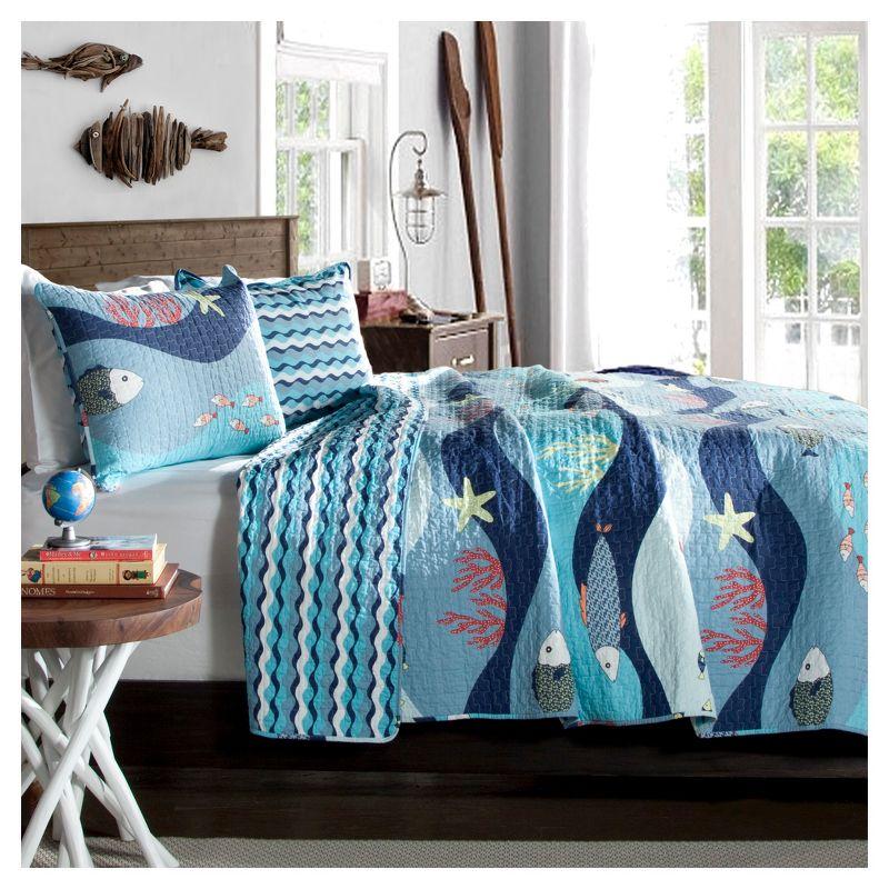 Full Blue Cotton Reversible Kids' Sea Life Quilt Set