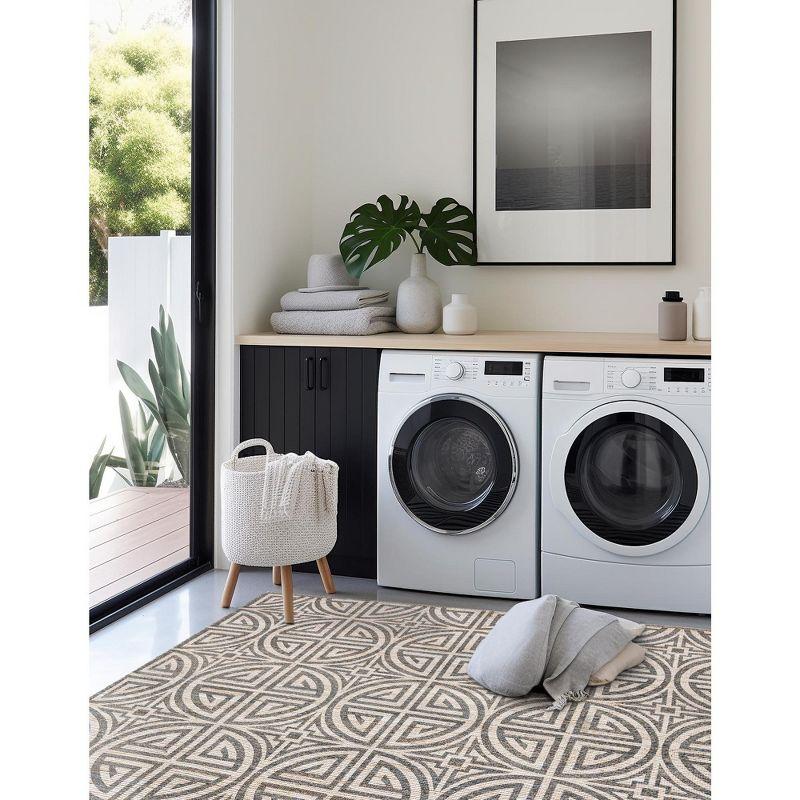 Unique Loom 7' 10 x 7' 10 Radha Chenille Jute Square Area Rug