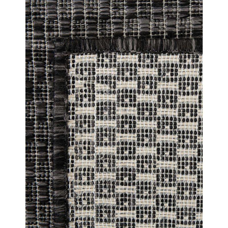 Unique Loom 5' 1 x 8' 0 Rectangle Indoor/Outdoor Solid Black Area Rug
