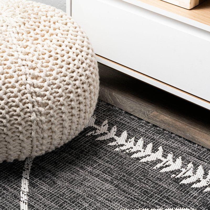 2'x10' Derya  Diamond Trellis Indoor/Outdoor Runner Rug, Black/Ivory - JONATHAN Y