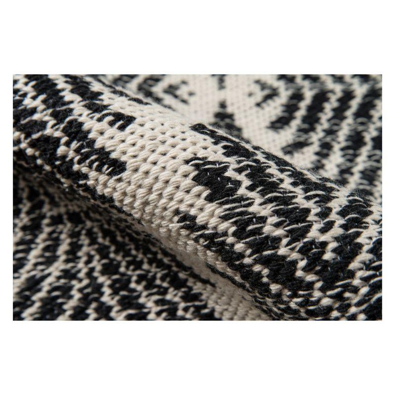 River Beacon Handwoven Indoor / Outdoor Rug by Erin Gates - 3'6" x 5'6"