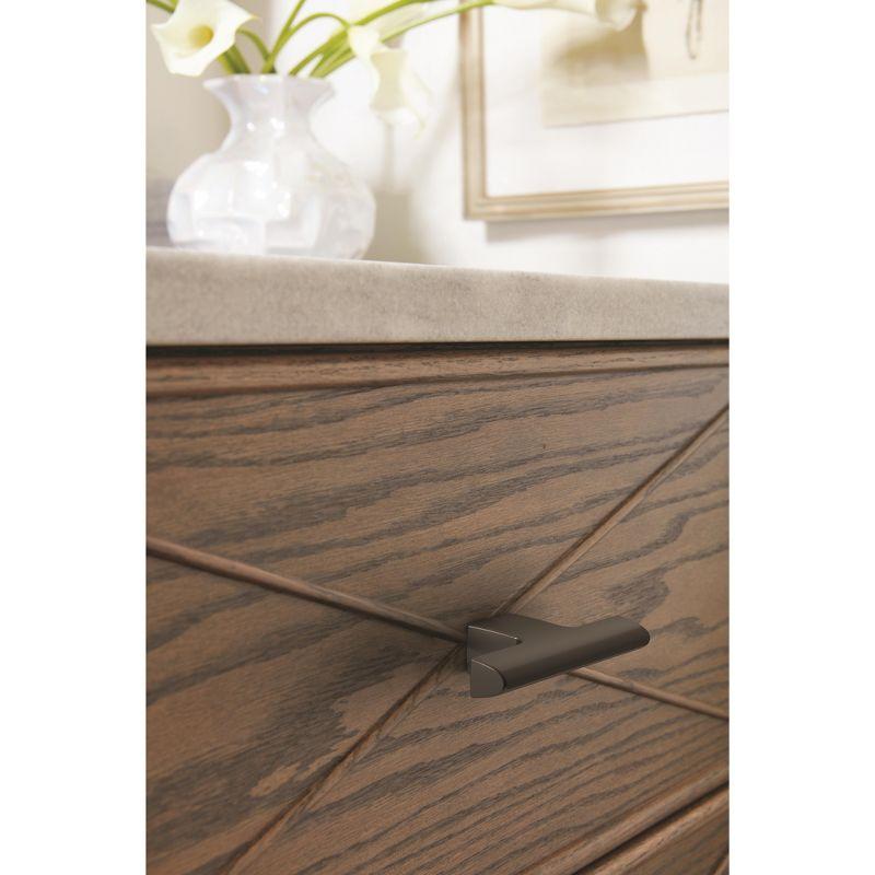 Riva 2 1/2" Length Bar Knob