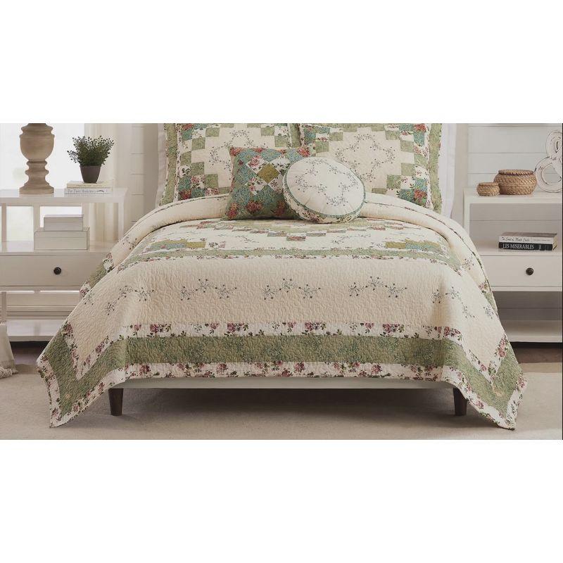 Olivia Floral Embroidered Patchwork 3-Piece Quilt Set