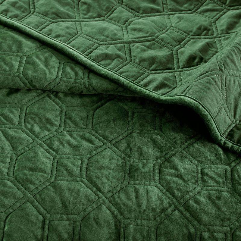 Harper 3 Piece Velvet Quilt Set