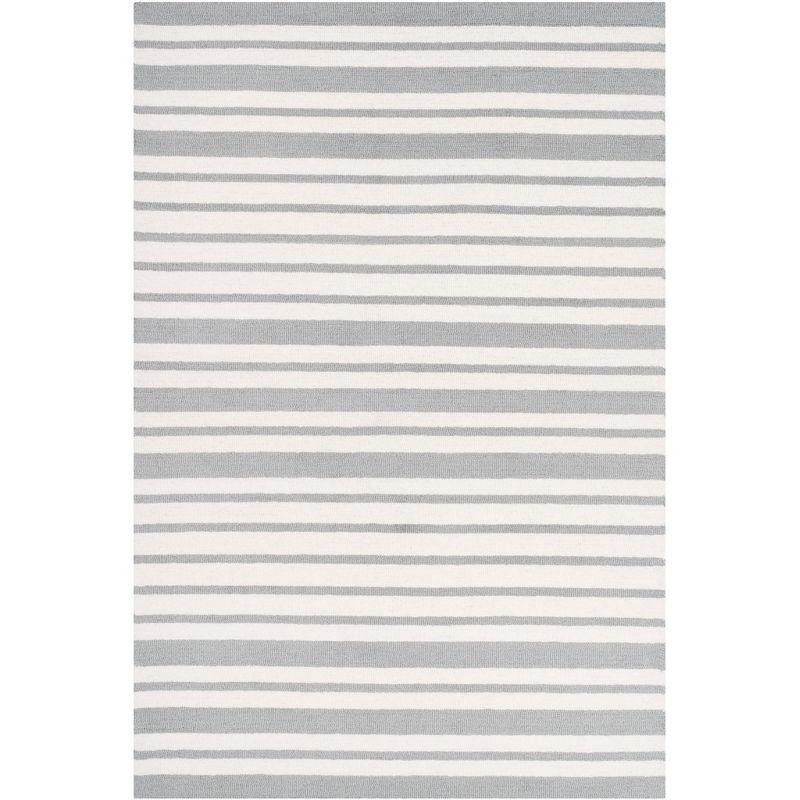 Safavieh Kids Barcode SFK917 Hand Tufted Indoor Accent Rug - Grey/Multi - 4'x6' - Safavieh