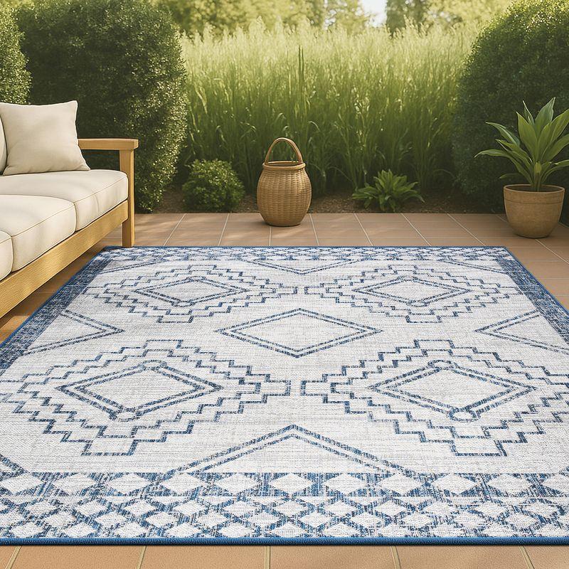 3'x5' Marokko Diamond  Medallion Indoor/Outdoor Area Rug, Ivory/Blue - JONATHAN Y
