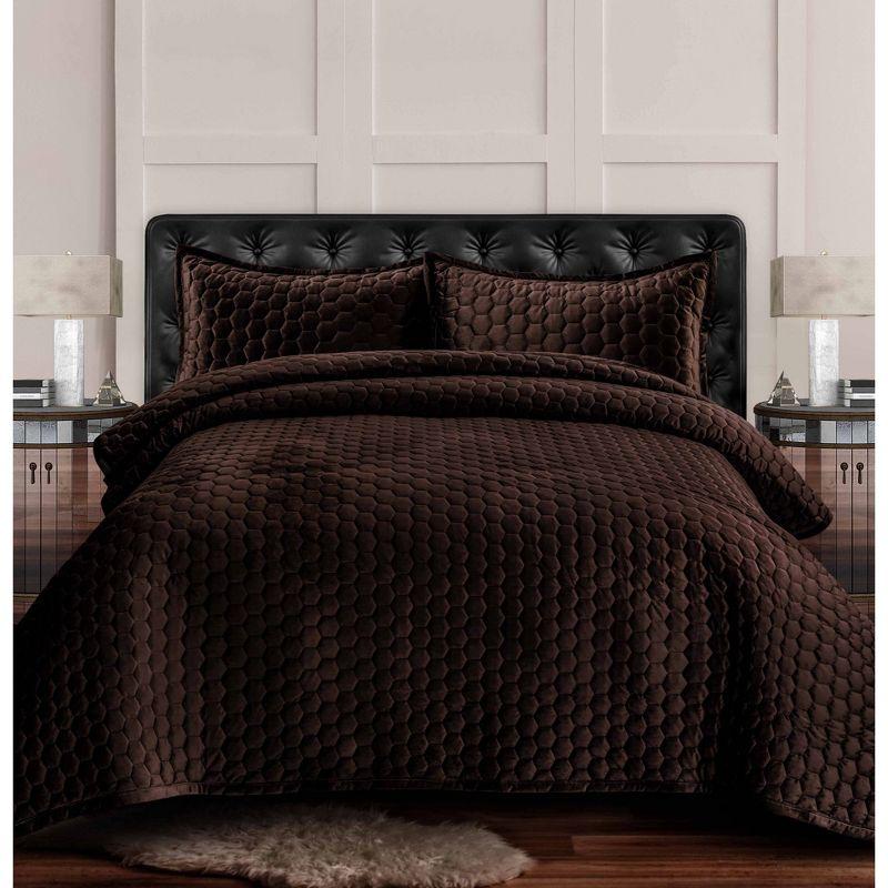 Tribeca Living Lugano Velvet Quilt Set