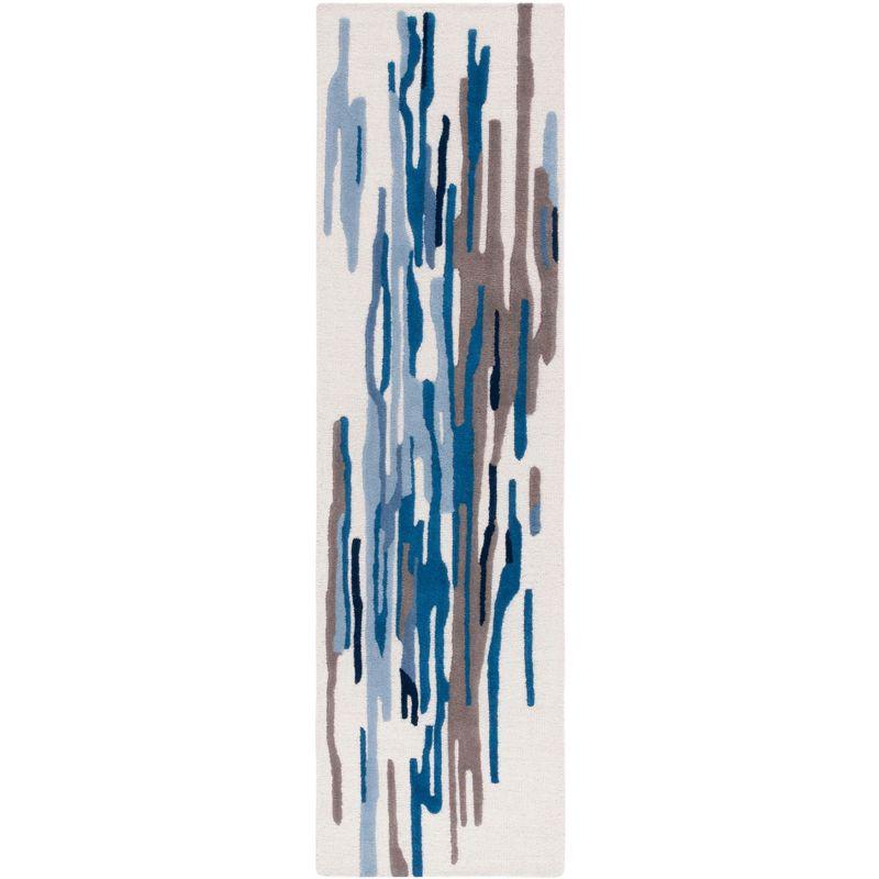 Rodeo Drive RD858 Hand Tufted Area Rug  - Safavieh