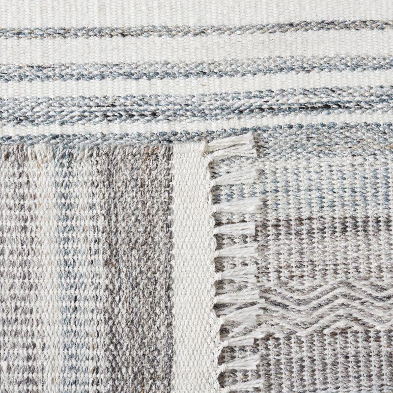 Kilim KLM275 Hand Woven Area Rug - Ivory/Grey - 8'x10' - Safavieh.