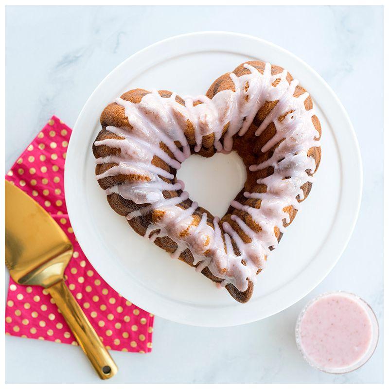 Nordic Ware Elegant Heart Bundt®