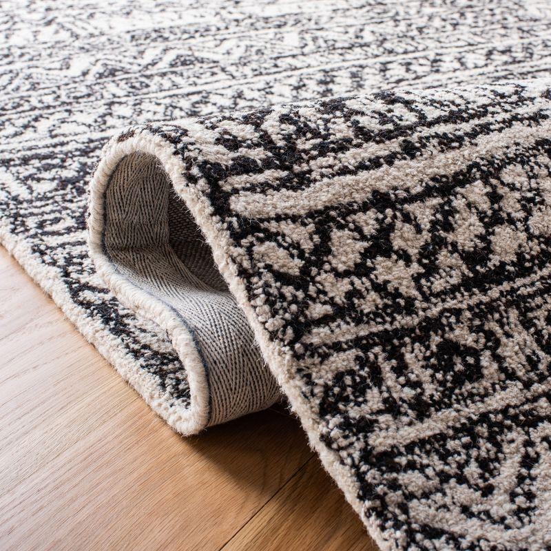 Micro-Loop MLP228 Hand Tufted Indoor Area Rug - Ivory/Black - 5'x8' - Safavieh