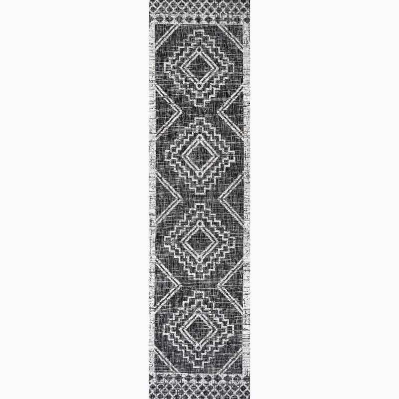 Marokko Diamond  Medallion Indoor/Outdoor Area Rug - JONATHAN Y