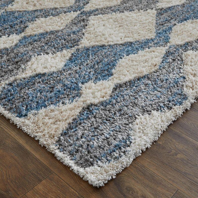 Mynka Transitional Diamond Area Rug