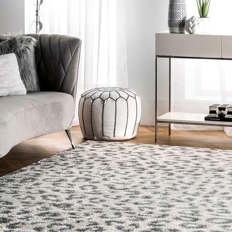 Nuloom Annette Modern Leopard Print Area Rug