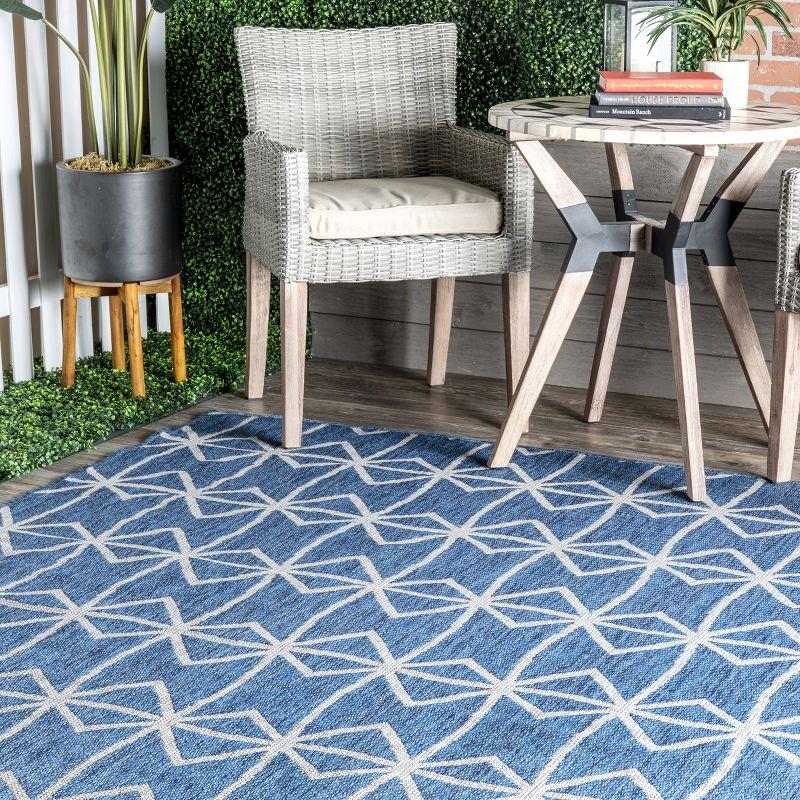 nuLOOM Saunders Geometric Indoor/Outdoor Area Rug