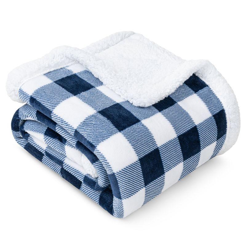 Pavilia Hand Woven Throw Blanket