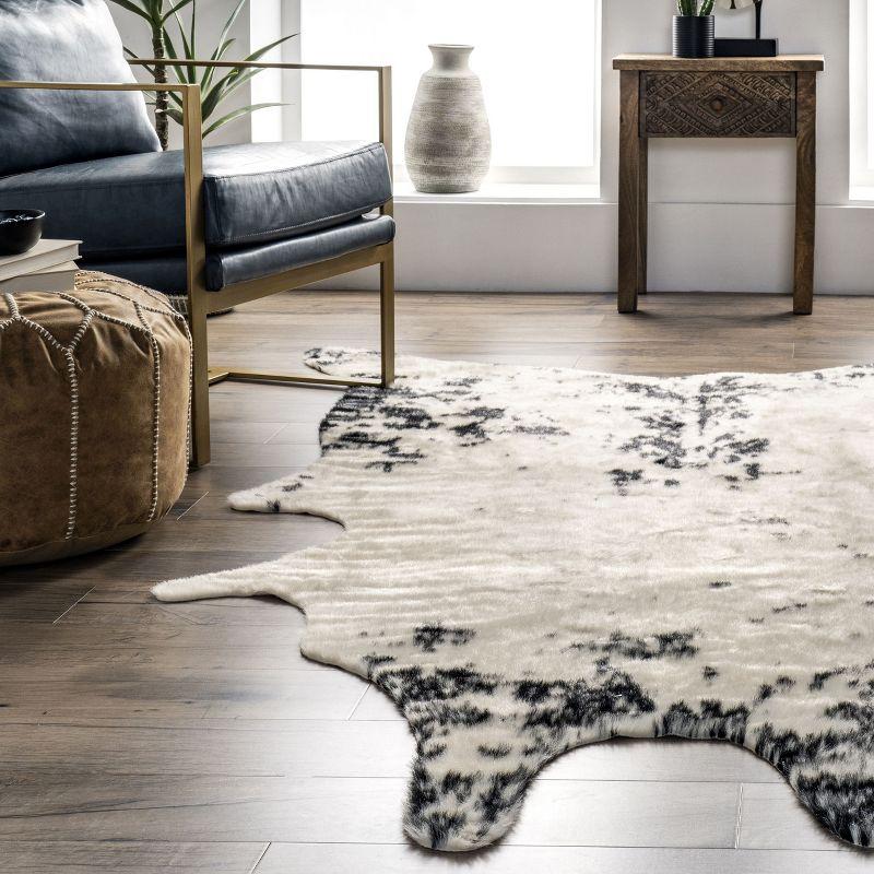 Nuloom Marcia Machine Washable Faux Cowhide Area Rug