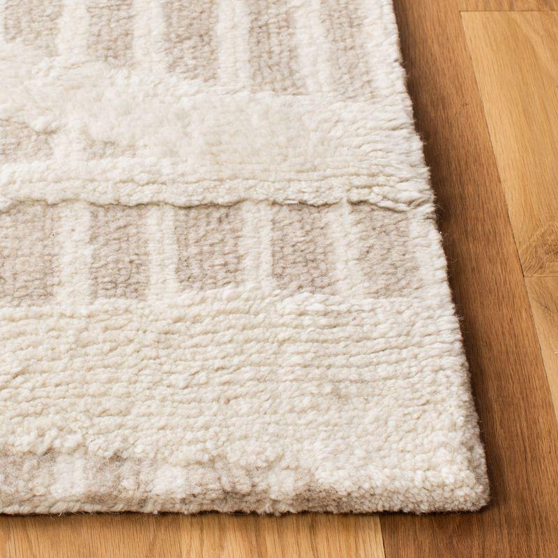 Beige/Ivory Rectangular Handmade Wool Shag Rug, 3' x 5'