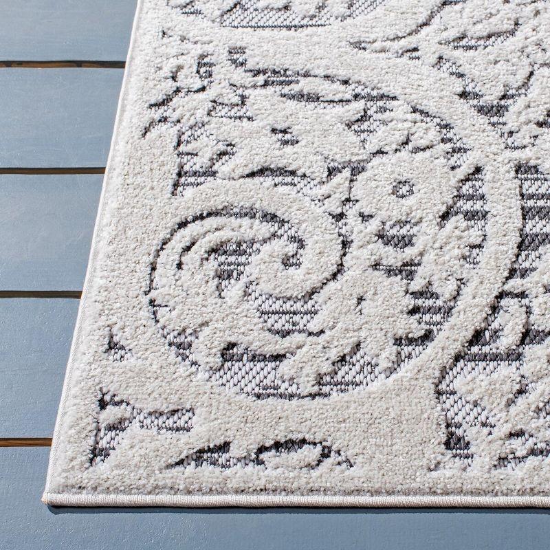 Cabana CBN656 Power Loomed Indoor Runner Rug - Ivory/Grey - 2'2"x7' - Safavieh
