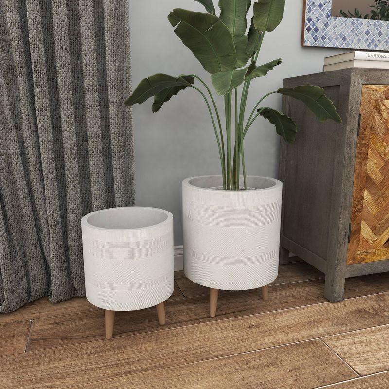 Set of 2 White Fiberclay Planters with Wooden Legs