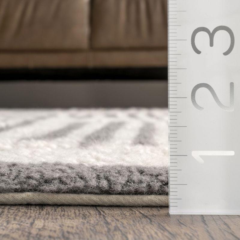 Nuloom Tayshia Striped 6x9 Machine Washable Wool Indoor Area Rug for Living Room Bedroom Dining Room Kitchen, Ivory