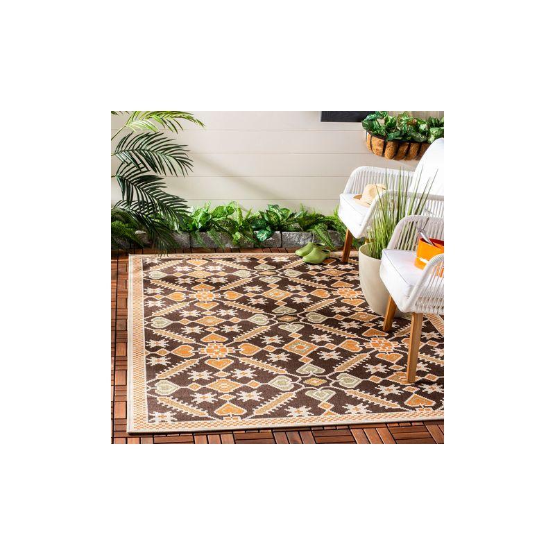 Veranda VER098 Power Loomed Indoor/Outdoor Accent Rug - Chocolate/Terracotta - 2'7"x5' - Safavieh