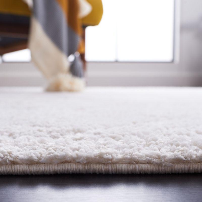 Marrakesh MRK534 Power Loomed Runner Rug - Ivory/Beige - 2'2"x8' - Safavieh.