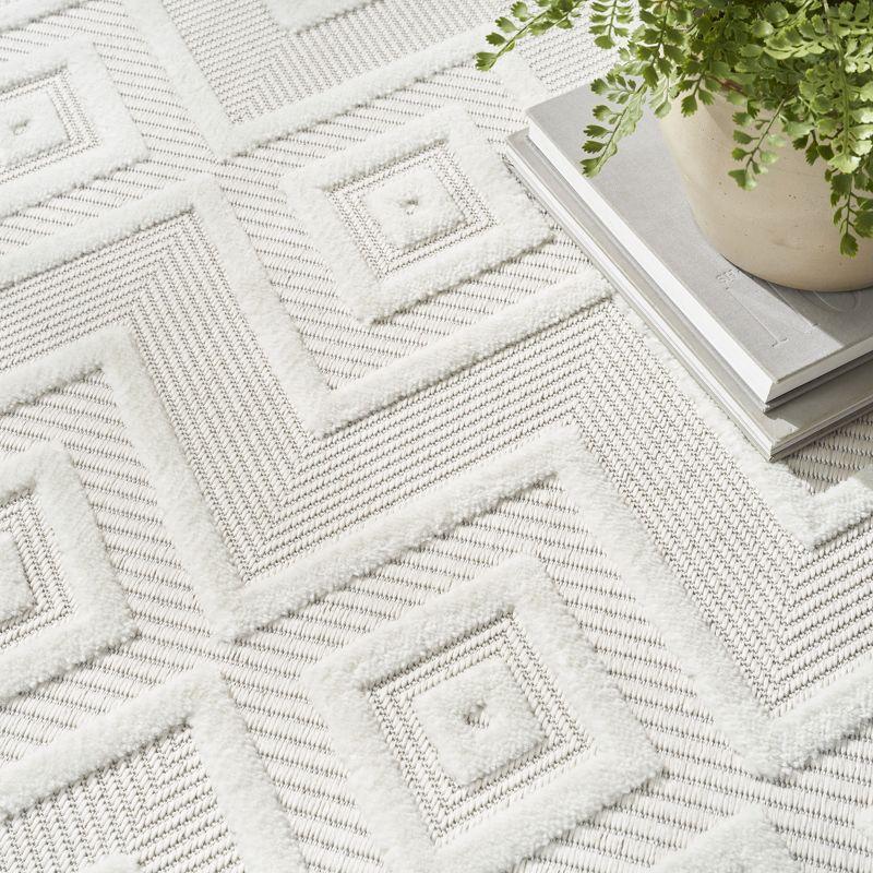 Nourison Versatile Diamond Geometric Flatweave Indoor Outdoor Area Rug Ivory/White 6' x 9'
