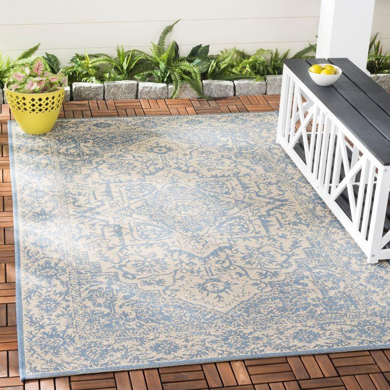 Beach House BHS139 Power Loomed Indoor/Outdoor Area Rug - Cream/Blue - 4'x6' - Safavieh