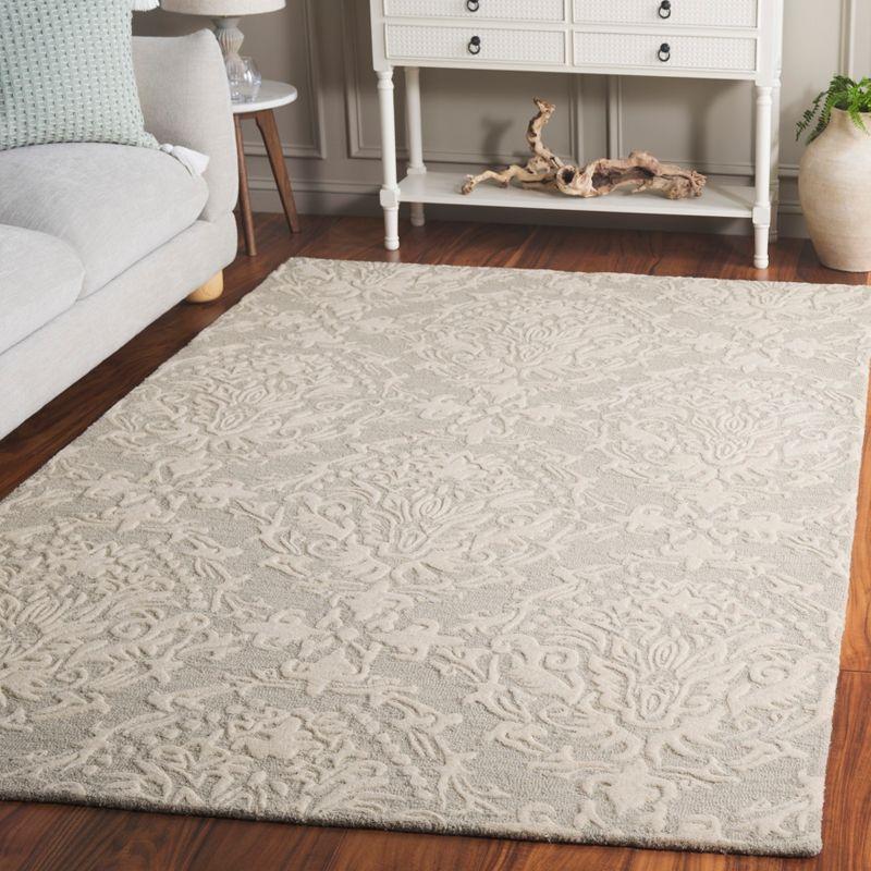 Blossom BLM107 Hand Tufted Indoor Accent Rug - Sage/Ivory - 3'x5' - Safavieh