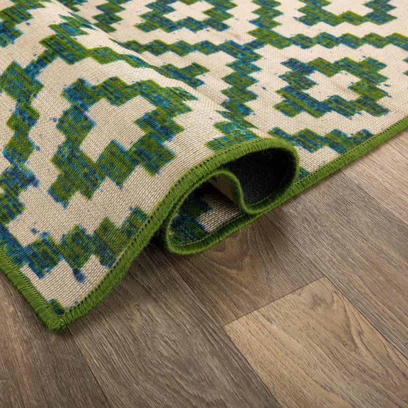 World Rug Gallery Contemporary Geometric Trellis Indoor/Outdoor Area Rug - GREEN 2'x7'