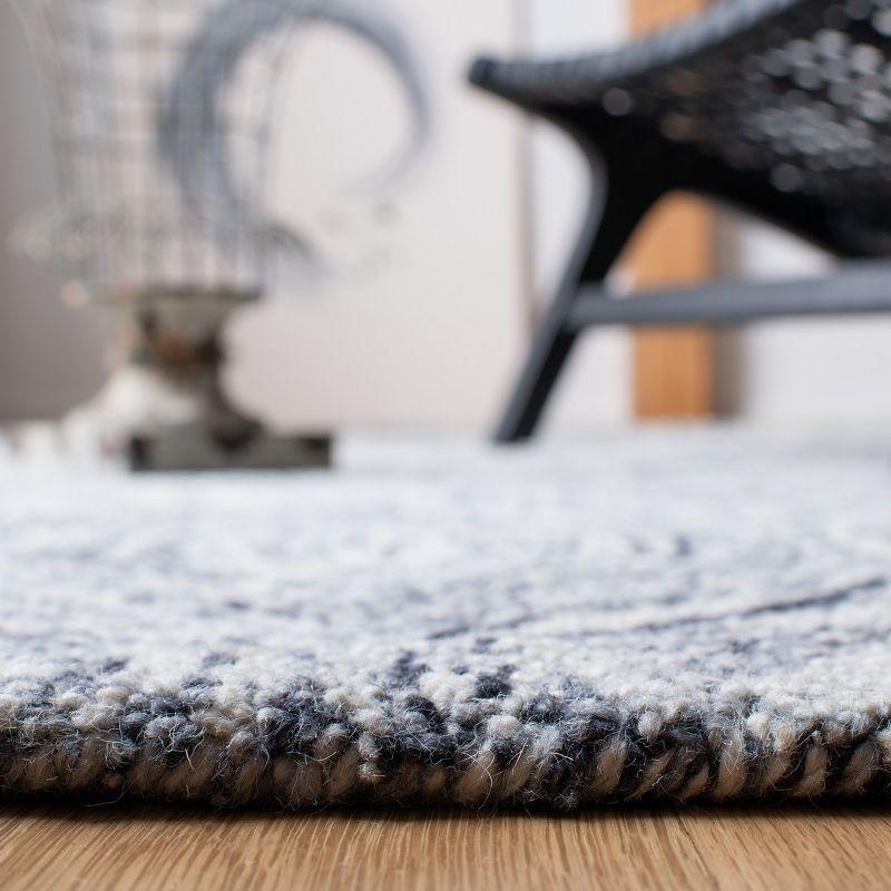 Silver and Grey Hand-Tufted Wool Ikat Runner Rug