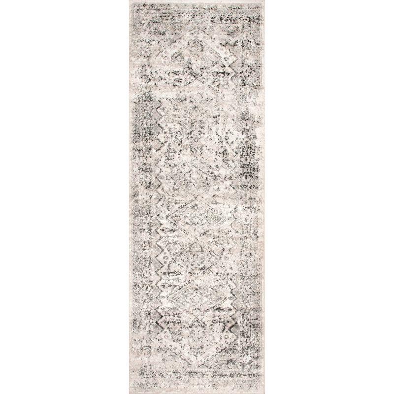 Nuloom Madisson Vintage Faded Medallion Indoor Area Rug