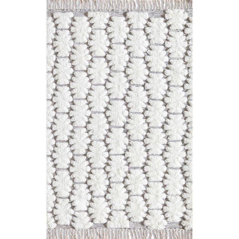 Handcrafted Aztec-Inspired Gray and Cream Wool-Cotton Rug 8' x 10'