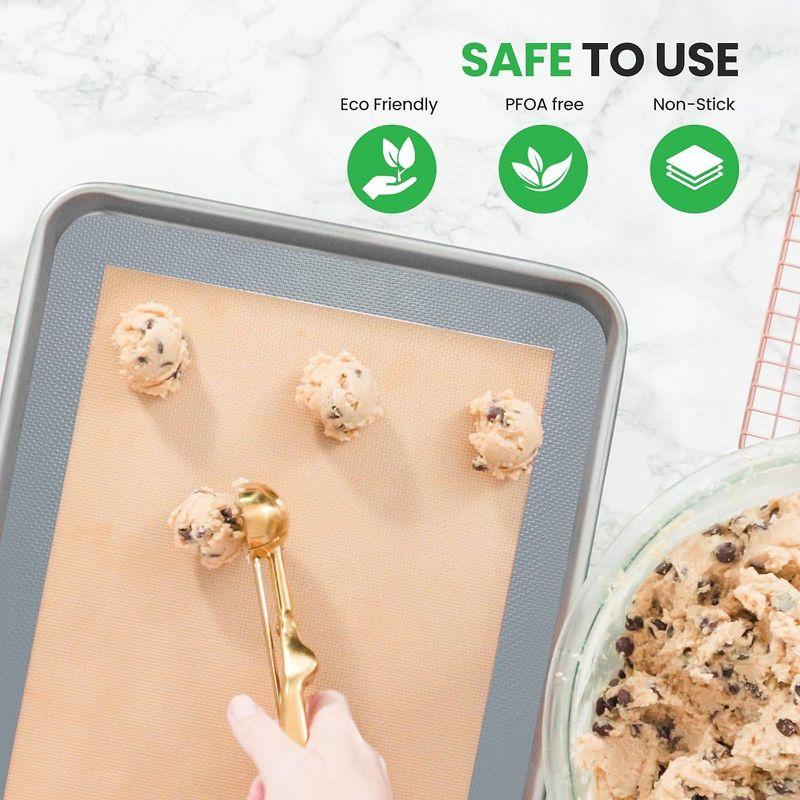 NutriChef NutriChef Non-Stick Silicone 2 Piece Baking Sheet Set (Set of 2)
