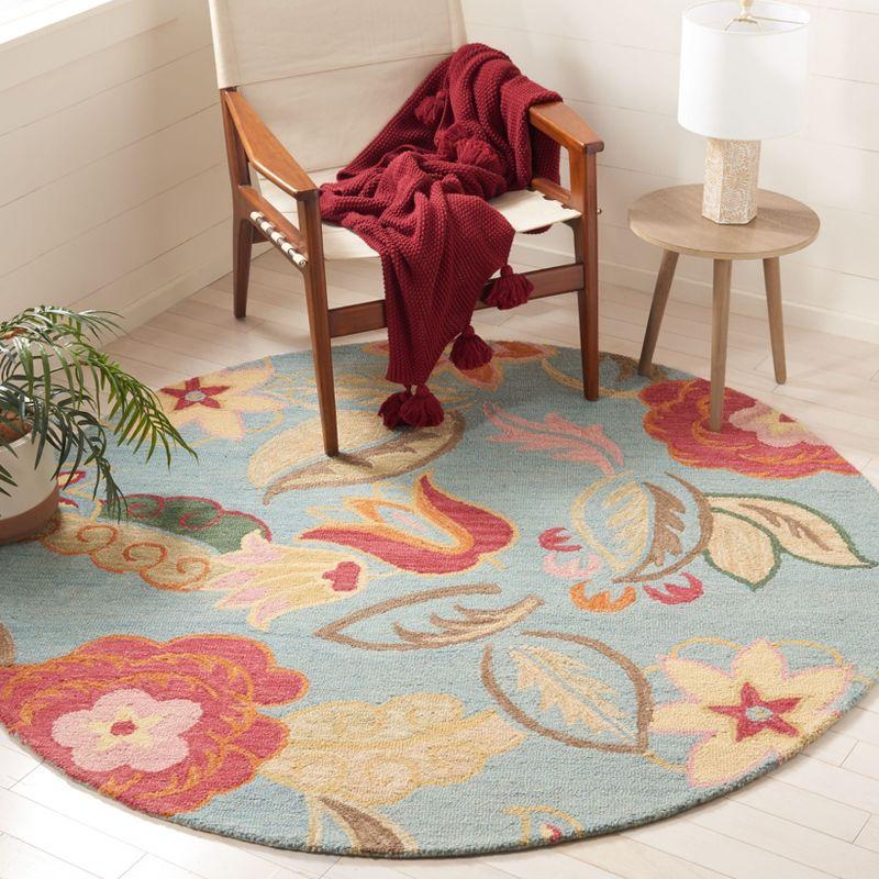 Emrick Hand Hooked Wool Floral Rug