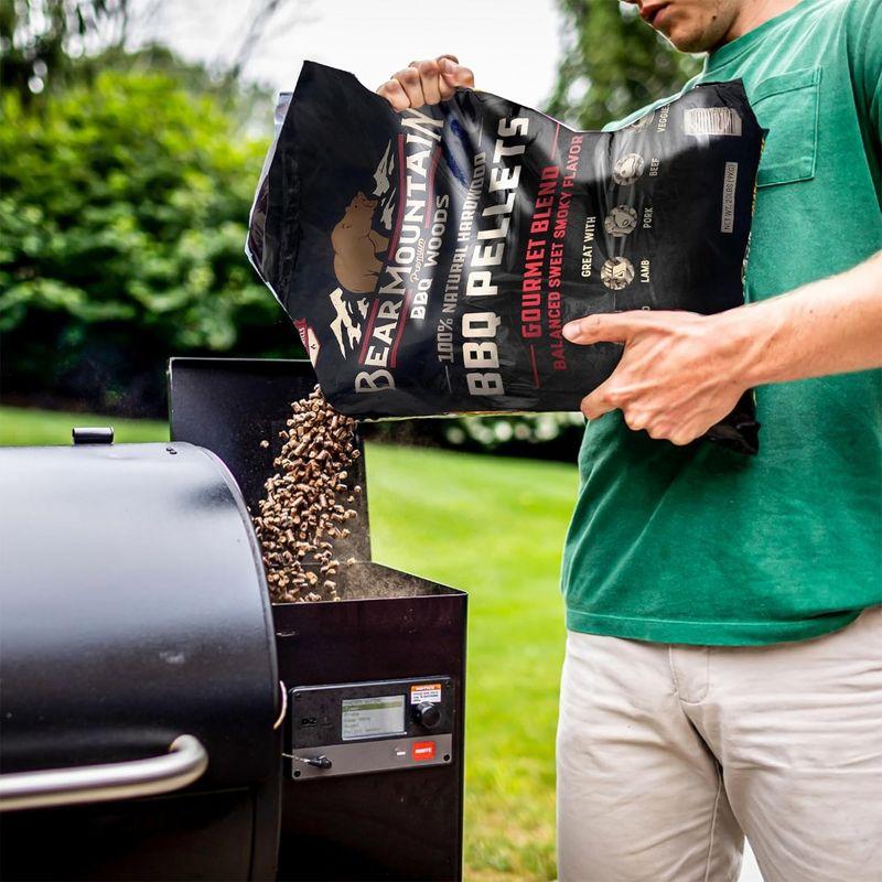 Bear Mountain BBQ Bear Mountain BBQ All-Natural Hardwood Gourmet Blend Smoker Pellets