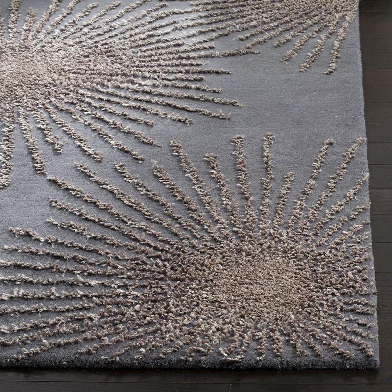 Soho SOH712 Hand Tufted Indoor Area Rug - Dark Grey/Silver - 6'x9' - Safavieh.