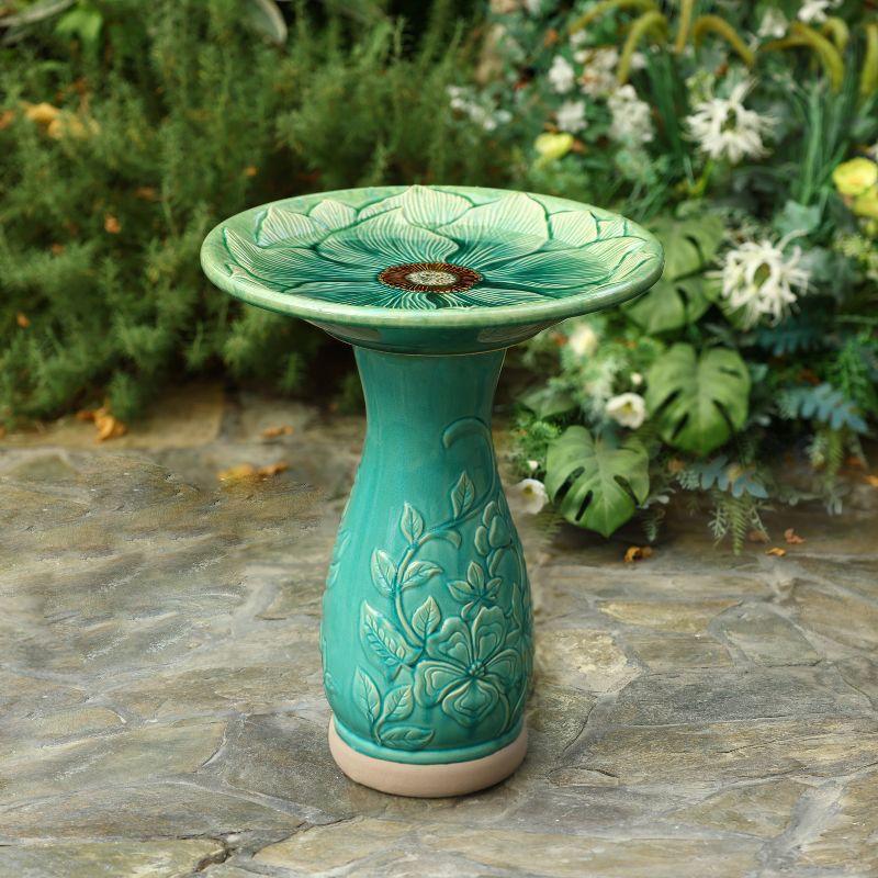 LuxenHome Aqua Glazed Flower Ceramic 22-In Tall Birdbath Green