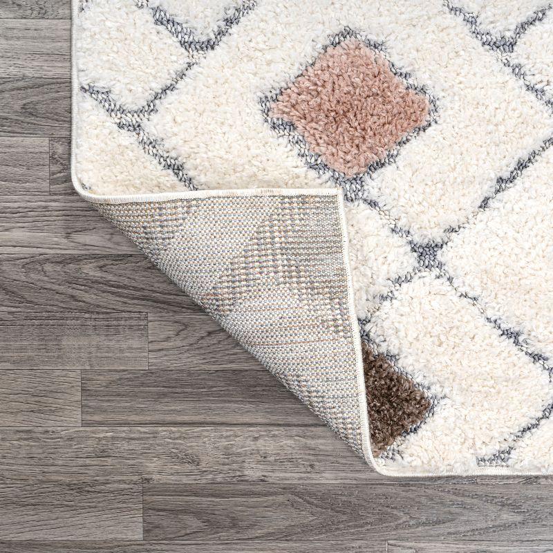 3' x 5' Astrid Retro Trellis High-Low Area Rug, Multi/Cream - JONATHAN Y