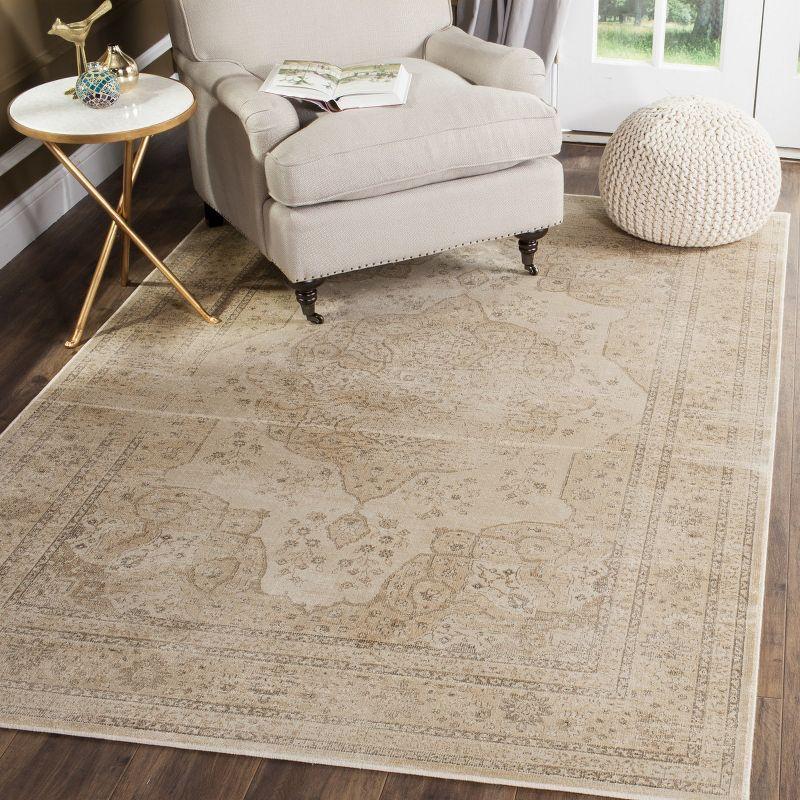 Creme Elegance Round Wool-Blend 8' Vintage Area Rug