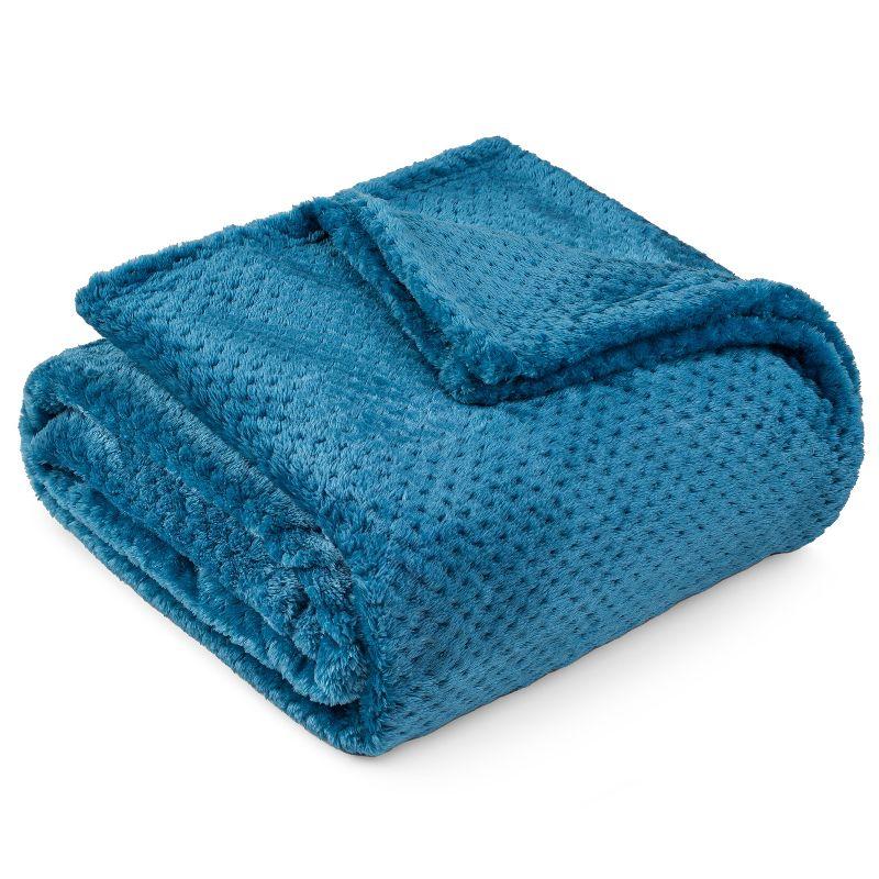 PAVILIA Soft Waffle Blanket Throw for Sofa Bed, Lightweight Plush Warm Blanket for Couch