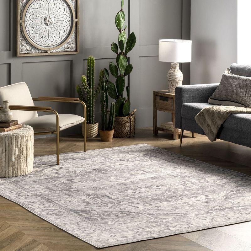 Nuloom Brielle Machine Washable VintageTransitional Medallion Indoor Area Rug for Living Room Bedroom Dining Room Kitchen