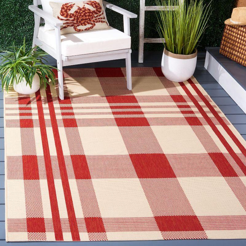 Courtyard Performance Plaid Rug