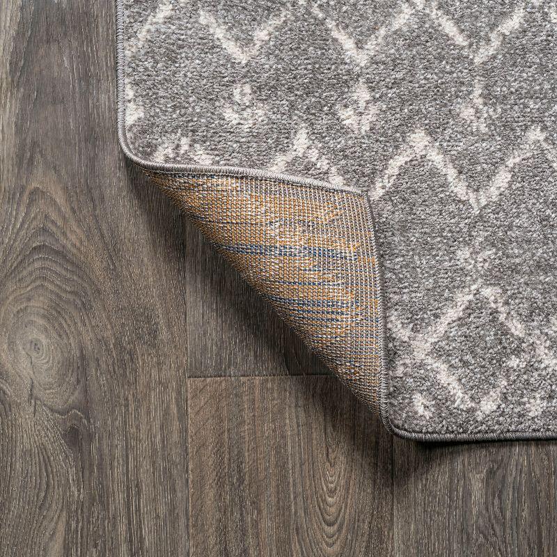JONATHAN Y Moroccan HYPE Boho Vintage Diamond Gray/Ivory 5' Square Area Rug