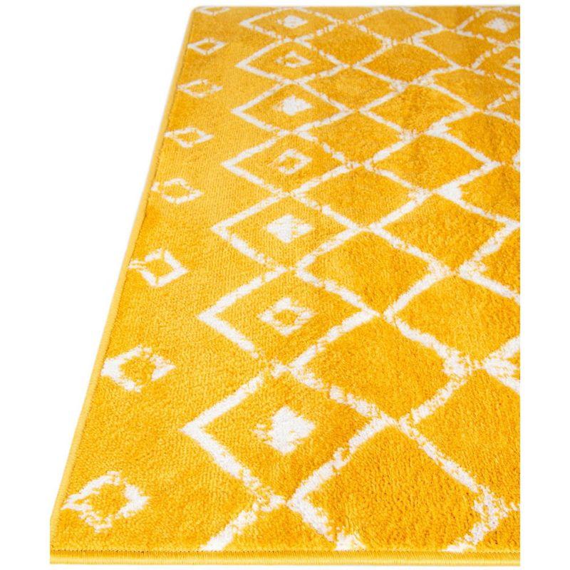 Yellow Geometric Trellis 4' x 6' Synthetic Area Rug