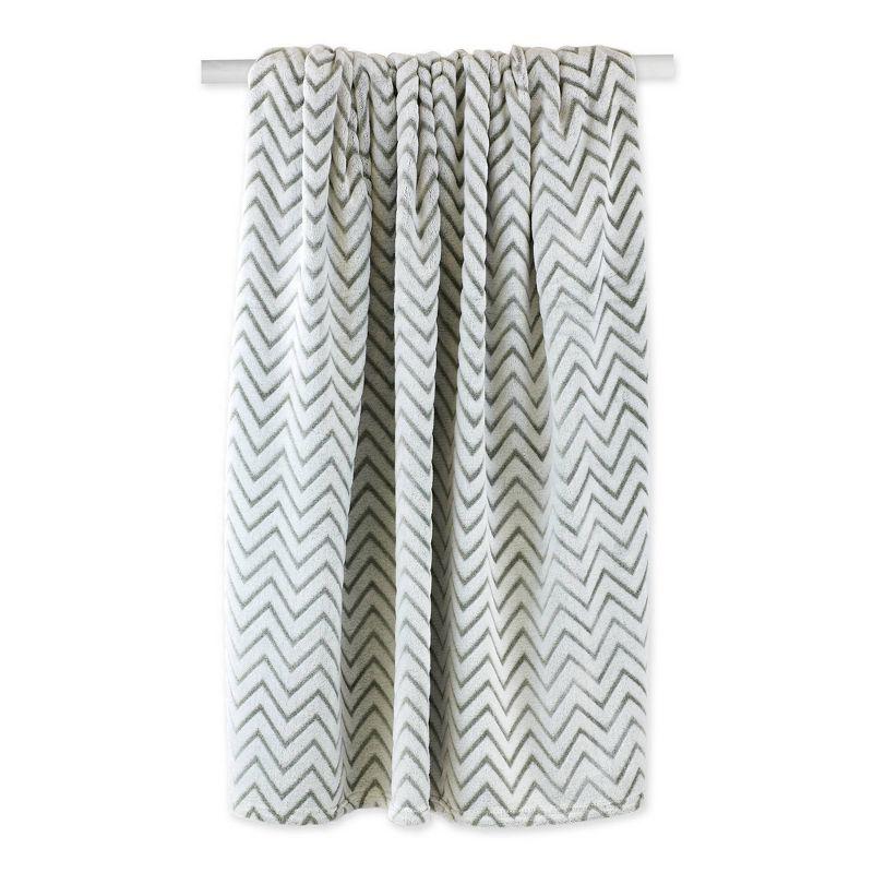 50"x60" Chevron Plush Throw Blanket - Design Imports