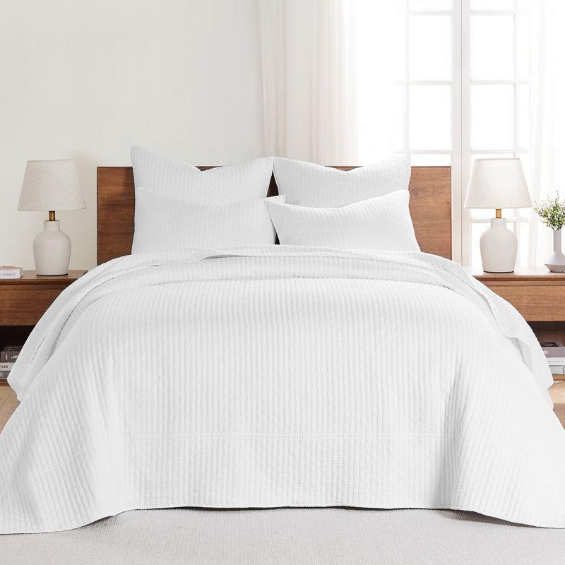 White Cotton Twin Reversible Bedspread Set