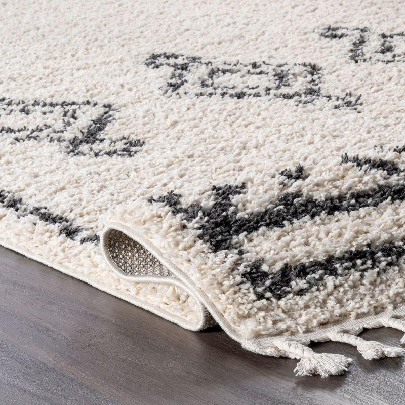 Off-White Moroccan Diamond Tassel Shag Runner Rug