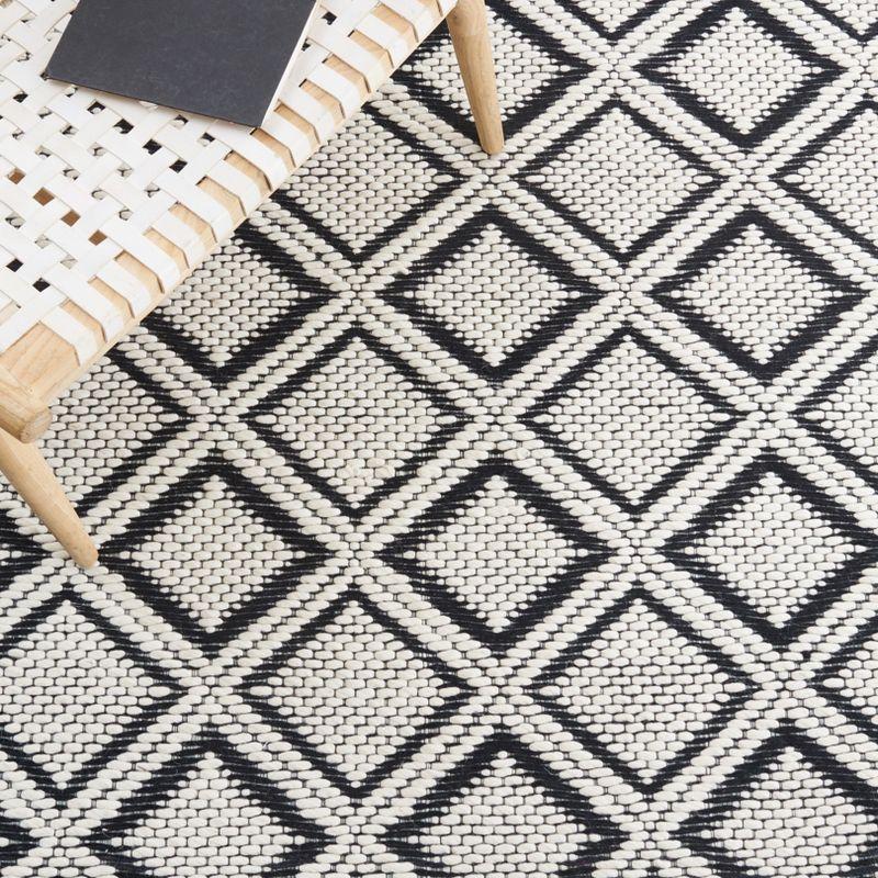 Handmade Black and Ivory Wool Square Area Rug